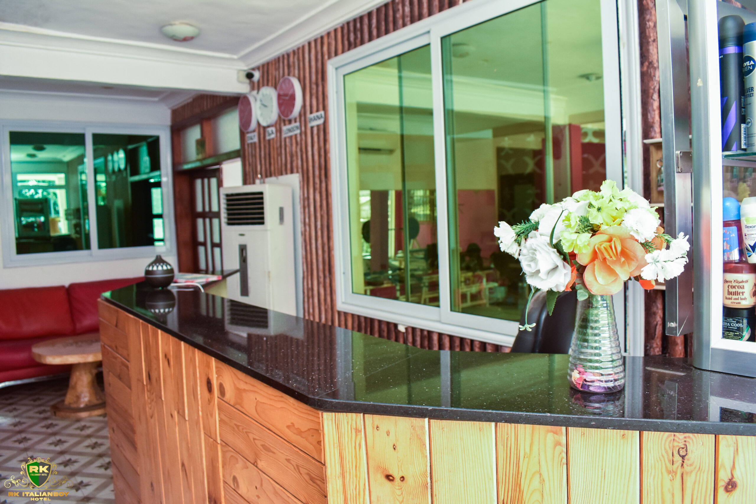 RK ItalianBoy Hotel
